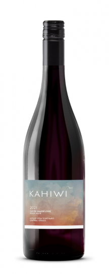 Kahiwi Mount Pisa Vineyard Cuvee Madeline Pinot Noir 2021 750ml